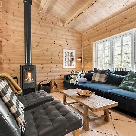 2 Bedroom Cozy In Frederiksværk